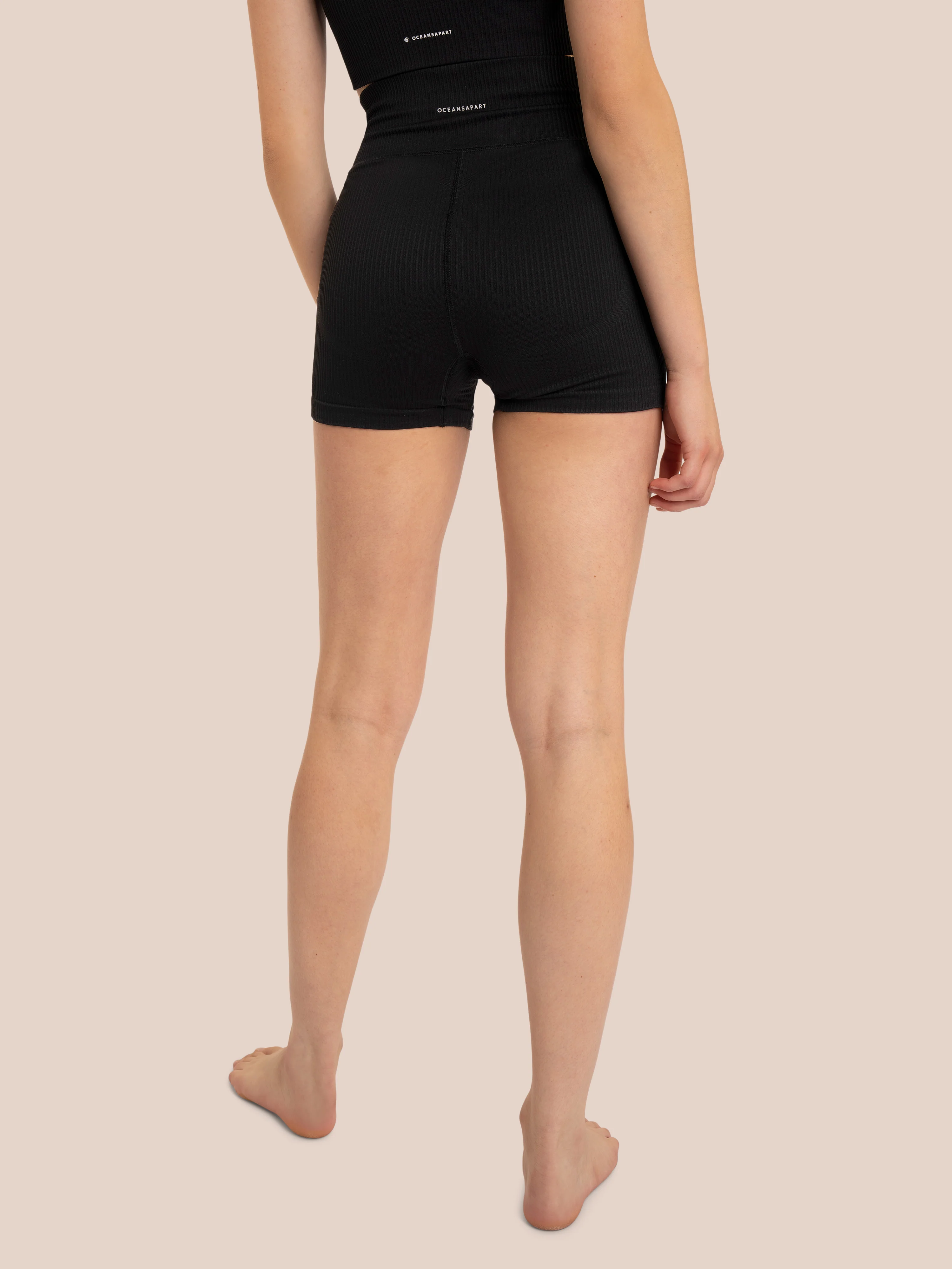 Maya Hotpant Set - Black - Image 5